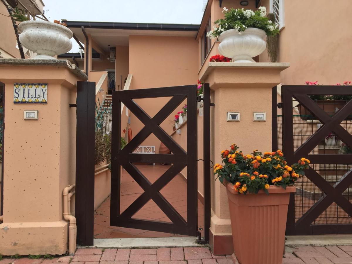 House Turi Apartment Ardea Bagian luar foto
